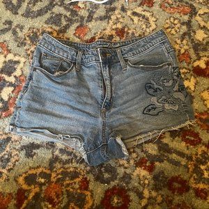 Universal Thread Jean Shorts